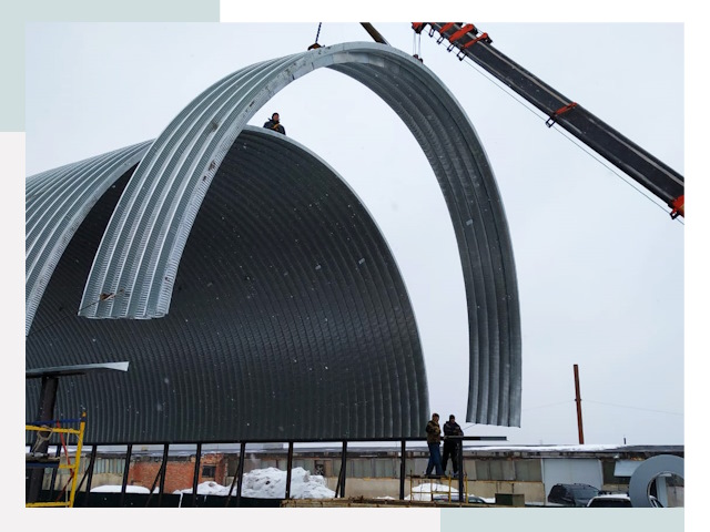 Полукруглые ангары в Петергофе