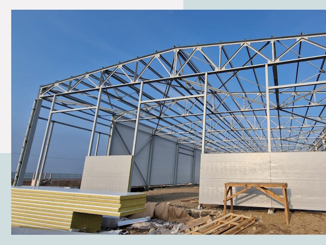 Утепленные ангары в Петергоф от 628 руб. за м²