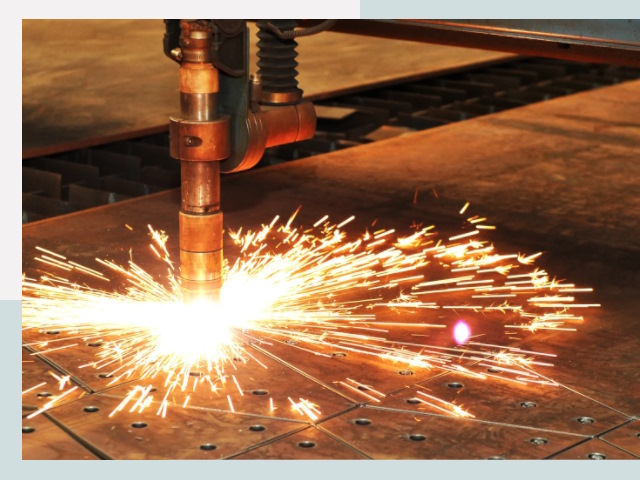 Плазменная резка металла в Петергофе от 628 руб.